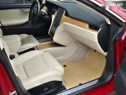 Tesla Model S 2019 - фото 10