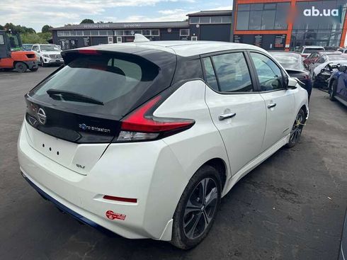 Nissan Leaf 2018 - фото 4