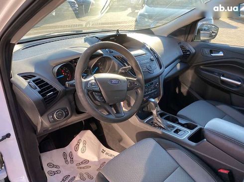 Ford Escape 2016 - фото 11