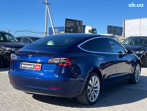 Tesla Model 3 2018 синий - фото 33