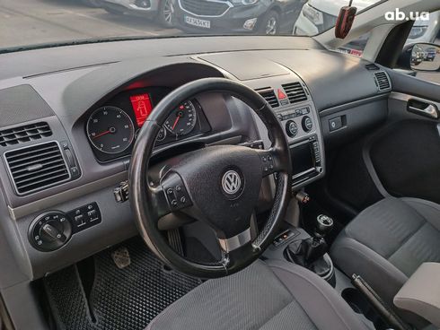 Volkswagen Touran 2007 черный - фото 41