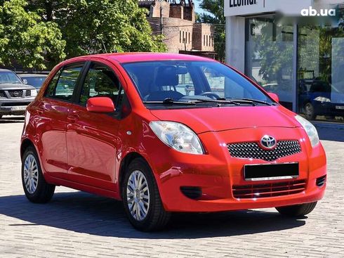 Toyota Yaris 2008 - фото 4