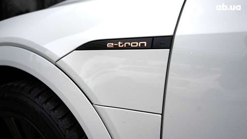 Audi E-Tron 2022 - фото 22