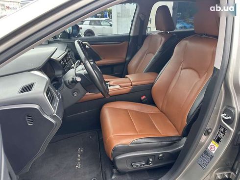 Lexus RX 2018 - фото 17