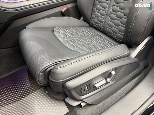 Audi RS Q8 2025 - фото 29