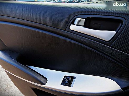 Hyundai Accent 2011 - фото 6