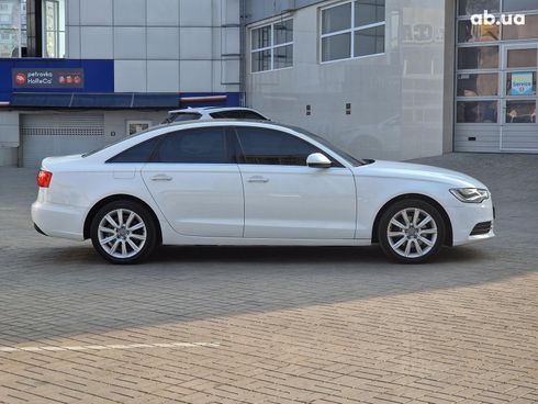 Audi A6 2014 белый - фото 10