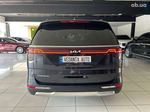 Kia Carnival 2023 - фото 5