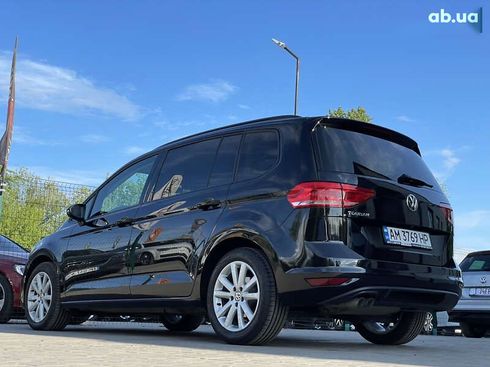 Volkswagen Touran 2020 - фото 22