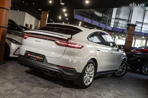 Porsche Cayenne Coupe 2023 - фото 12