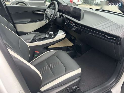 Kia EV6 2023 - фото 17