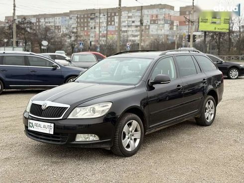 Skoda Octavia 2010 - фото 4