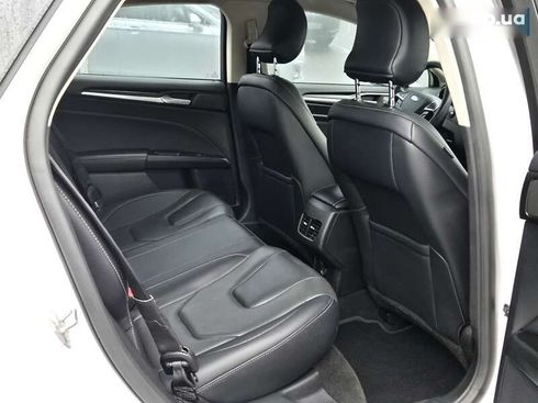 Ford Fusion 2019 - фото 14