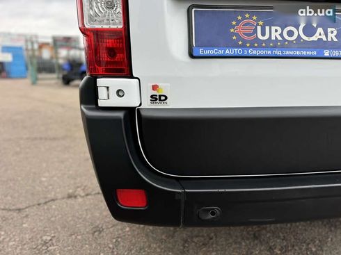 Renault Master 2021 - фото 15