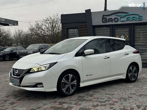 Nissan Leaf 2019 - фото 6