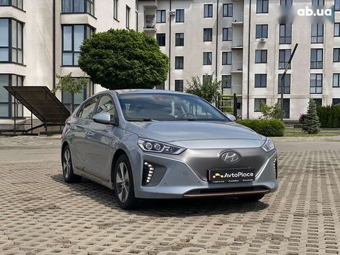 Hyundai Ioniq 2017 - фото 11
