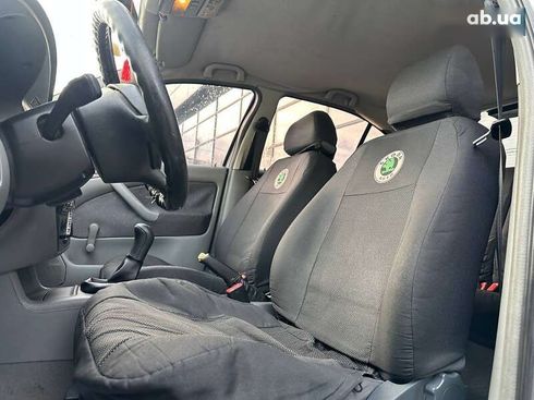 Skoda Octavia 2004 - фото 13