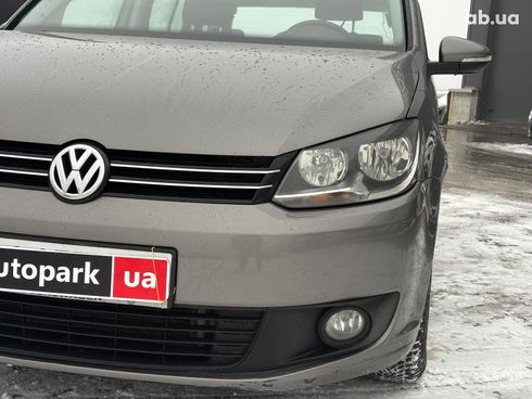 Volkswagen Touran 2011 серый - фото 13