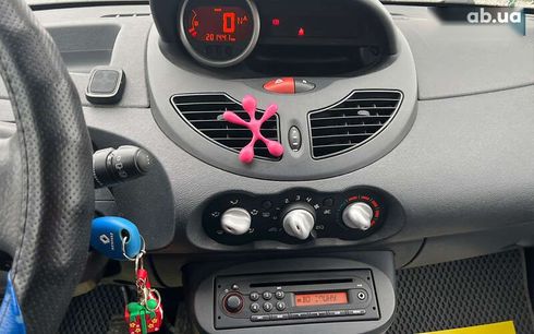 Renault Twingo 2011 - фото 10