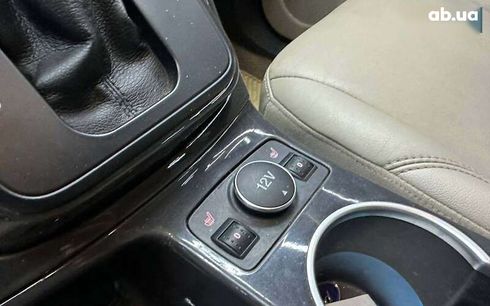 Ford Escape 2015 - фото 14