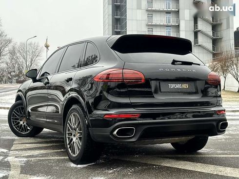 Porsche Cayenne 2016 - фото 10