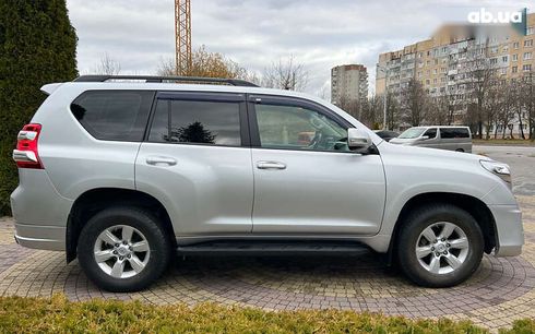 Toyota Land Cruiser Prado 2013 - фото 8