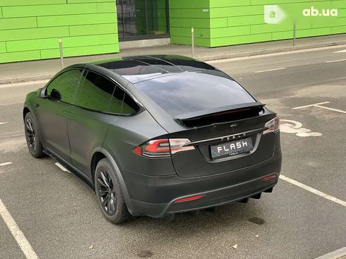 Tesla Model X 2017 - фото 10