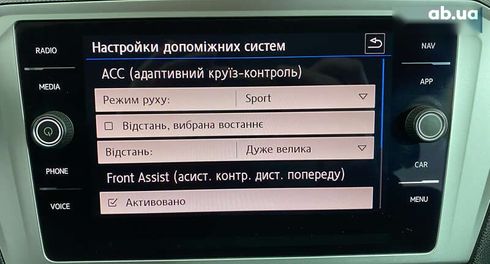 Volkswagen Passat 2018 - фото 29