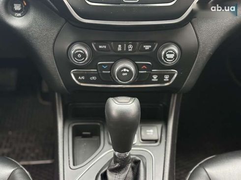 Jeep Cherokee 2018 - фото 13