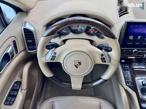 Porsche Cayenne 2011 - фото 23