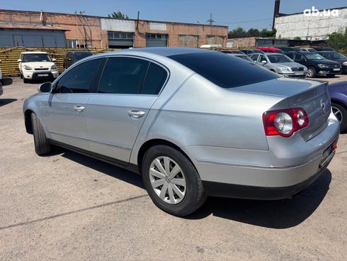 Volkswagen passat b6 2006 серый - фото 3