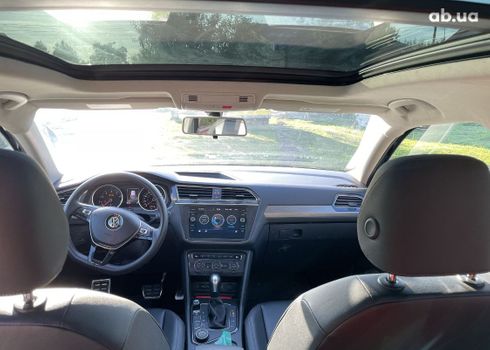 Volkswagen Tiguan Allspace 2019 черный - фото 8