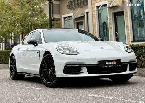 Porsche Panamera 2017 - фото 30