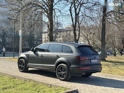 Audi Q7 2012 - фото 9