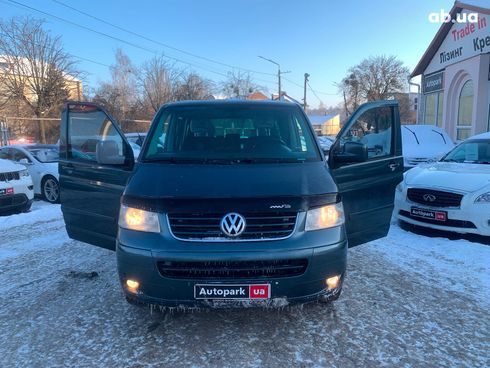 Volkswagen Multivan 2007 серый - фото 10