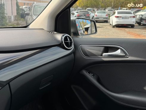 Mercedes-Benz B-Класс 2017 серый - фото 33
