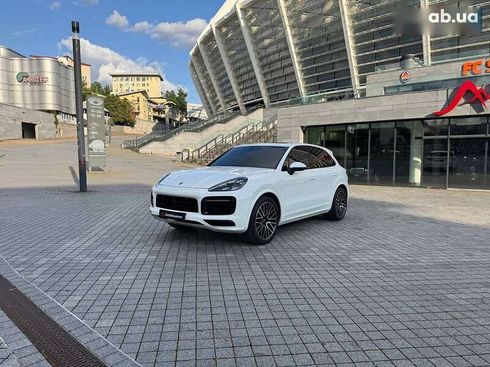 Porsche Cayenne 2022 - фото 3