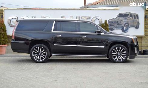 Cadillac Escalade 2017 - фото 19