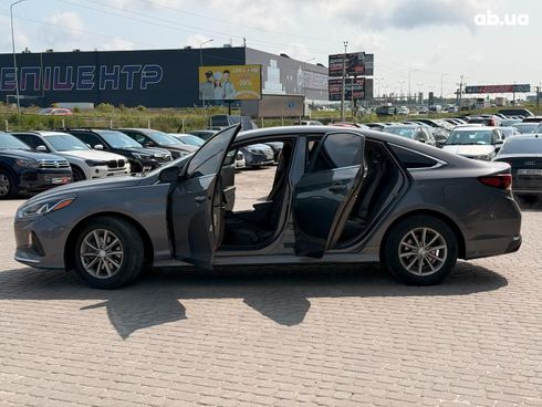 Hyundai Sonata 2017 серый - фото 22