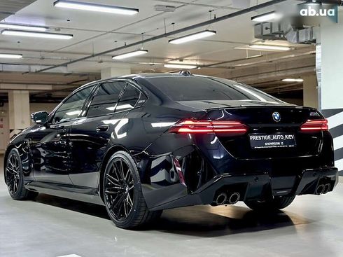 BMW M5 2025 - фото 24