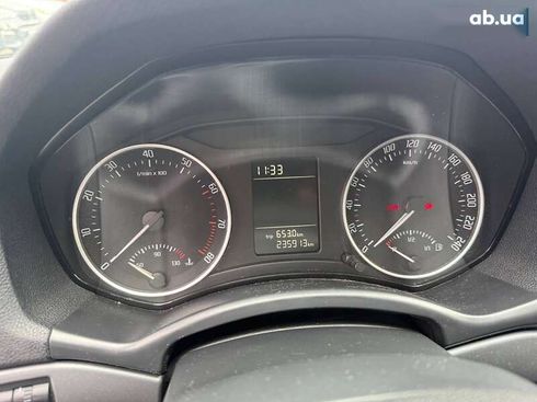 Skoda Octavia 2011 - фото 20