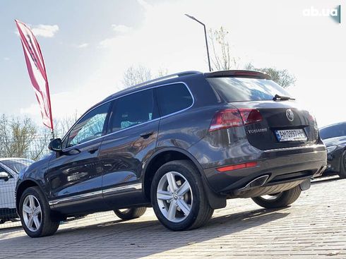 Volkswagen Touareg 2011 - фото 19