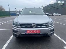 Купить Volkswagen Tiguan 2019 бу в Киеве - купить на Автобазаре