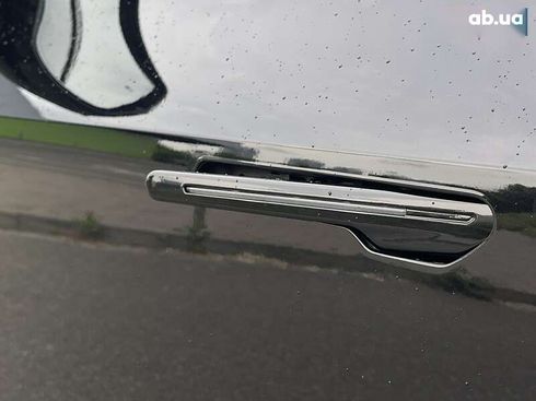 Cadillac Lyriq 2023 - фото 17