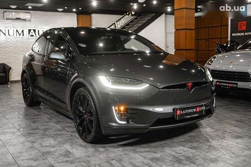 Tesla Model X 2019 - фото 21