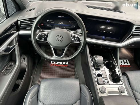 Volkswagen Touareg 2021 - фото 22