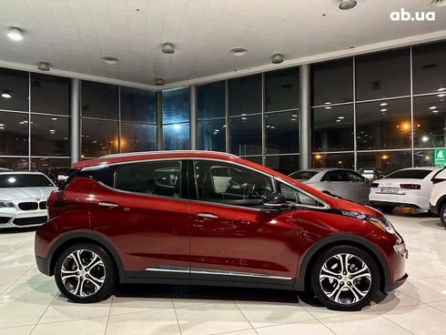 Chevrolet Bolt 2017 красный - фото 10