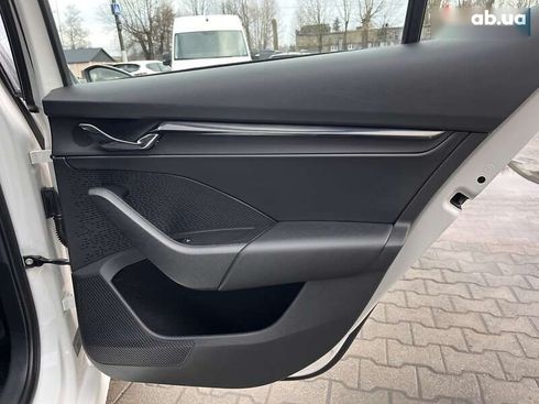 Skoda Octavia 2021 - фото 28