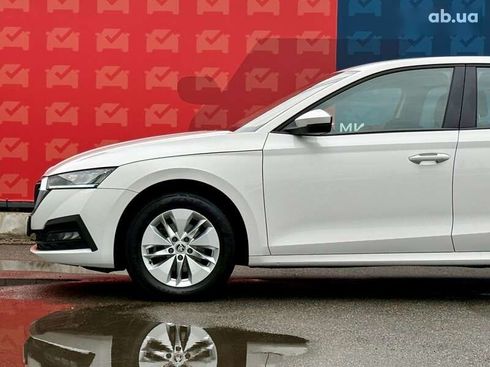 Skoda Octavia 2021 - фото 13