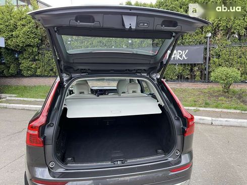 Volvo XC60 2023 - фото 28